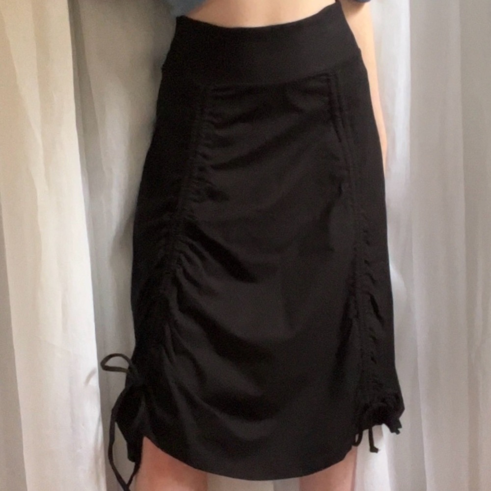 🖤Rock N’ Karma // Ruched Drawstring Skirt🖤 - Picture 2 of 8